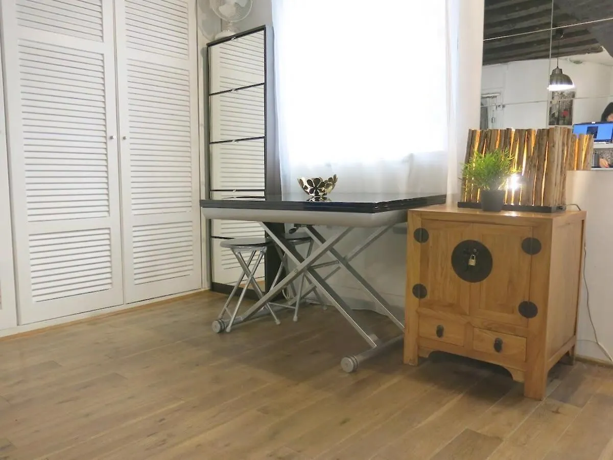 Апартаменты Marais Charlot Citycosy Париж